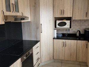 3 Bed Townhouse in Grove End