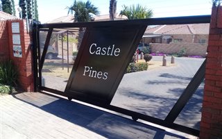 3 Bedroom Duplex in Wilgeheuwel