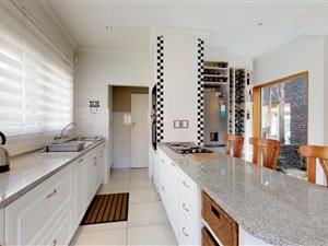 4 Bed House in Kelvin