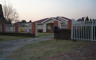 3 Bedroom House in Three Rivers