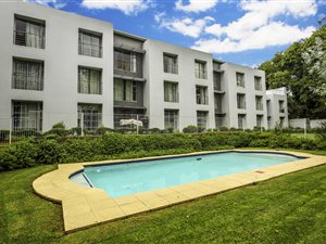 3 Bed Apartment in Morningside Manor