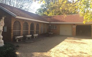 3 Bedroom House in Viljoenskroon