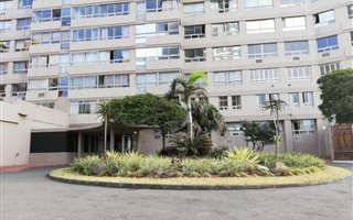2 Bedroom Apartment in North Beach