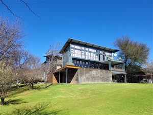 4 Bed House in Maselspoort