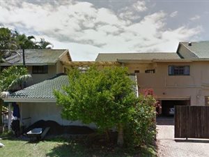 400 m² Commercial space in Uvongo