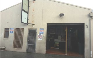 144 m² Commercial space in Lansdowne