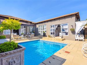 2 Bed Cluster in Cedar Lakes