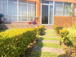 3 Bed Townhouse in Halfway House