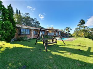 2.1 ha Smallholding in Izotsha