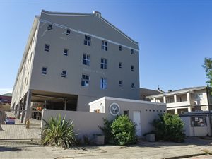 3 Bed Apartment in Grahamstown Central