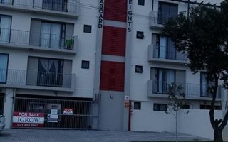 2 Bedroom Apartment in Tableview