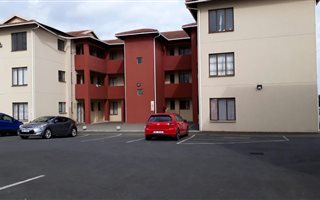 2 Bedroom Apartment in Brackenham