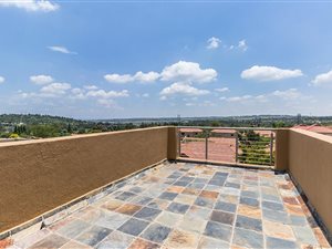 2 Bed Apartment in Summerset