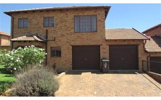 3 Bedroom Duplex in Alberton