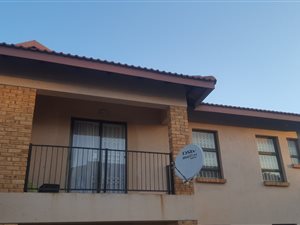 2 Bed Duplex in Grobler Park