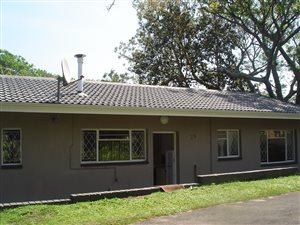 3 Bed Apartment in Hibberdene