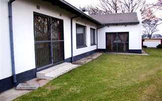 3 Bedroom House in Mackenzie Park