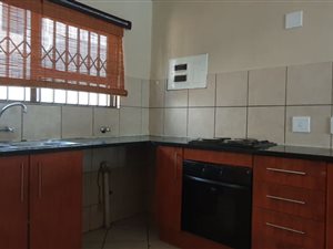 2 Bed Townhouse in Westdene