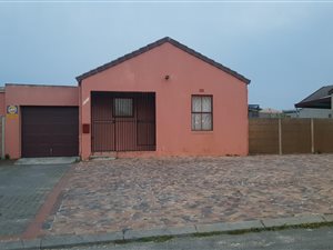 3 Bed House in Sarepta