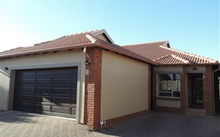 3 Bedroom Simplex in The Wilds
