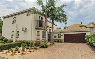 5 Bedroom House in Highveld