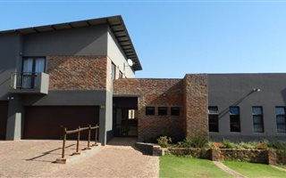 4 Bedroom House in Olympus Country Estate