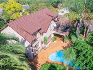 5 Bed House in Rietvalleipark