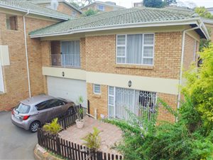 3 Bed Townhouse in Amanzimtoti
