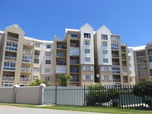 3 Bed Flat in Diaz Beach