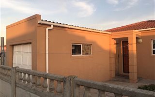 2 Bedroom House in Sarepta