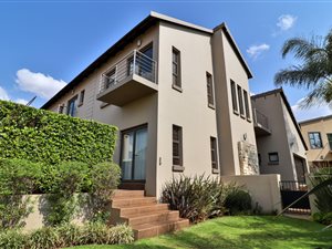 4 Bed House in Mooikloof Gardens