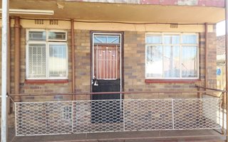 2 Bedroom Apartment in Vanderbijlpark CW6