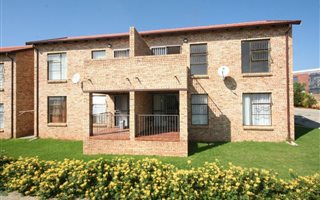 2 Bedroom Apartment in Willowbrook