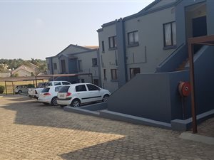 2 Bed Apartment in Randpark Ridge