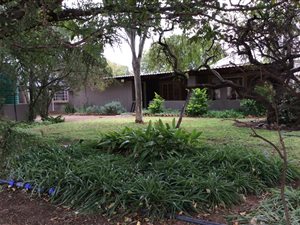 8 ha Farm in Tweefontein