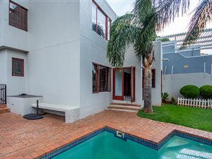 3 Bedroom House in Floracliffe