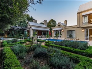 4 Bed House in Dainfern Golf Estate