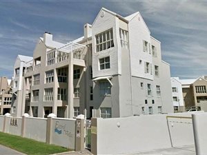 2 Bed Apartment in Diaz Beach