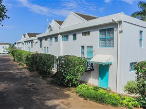 4 Bed Apartment in Shakas Rock