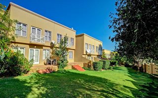 2 Bedroom Townhouse in Radiokop