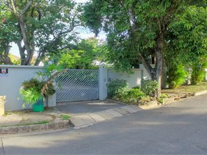 5 Bed House in Vincent
