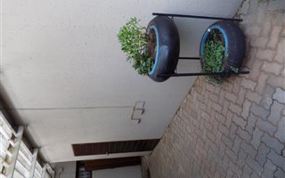2 Bedroom Apartment in Eastwood