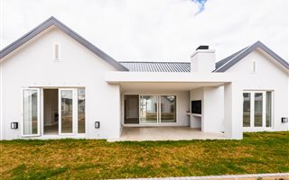 3 Bedroom House in Val de Vie