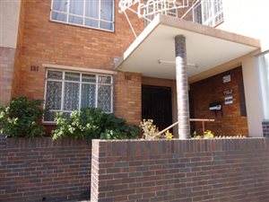 2 Bed Apartment in Springs Central