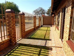 3 Bed House in Riverlea