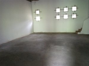 100 m² Commercial space in Sea Cow Lake
