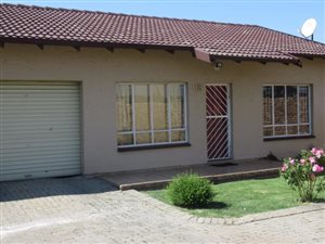 2 Bed Townhouse in Verwoerdpark