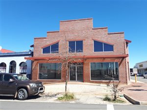 560 m² Retail Space in Kokstad