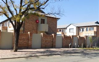 2 Bedroom Townhouse in Wonderboom South