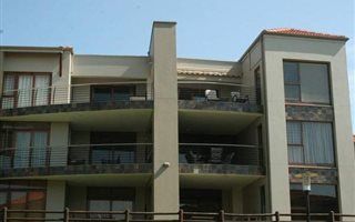 4 Bedroom Apartment in Emfuleni Golf Estate